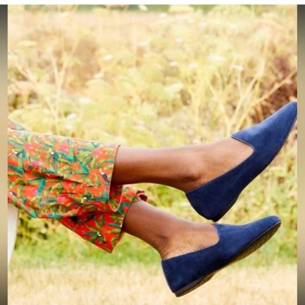 Birdies The Heron Loafers Womens 7 Navy Blue Suede Excellent Pointed Toe Flats - Picture 1 of 12